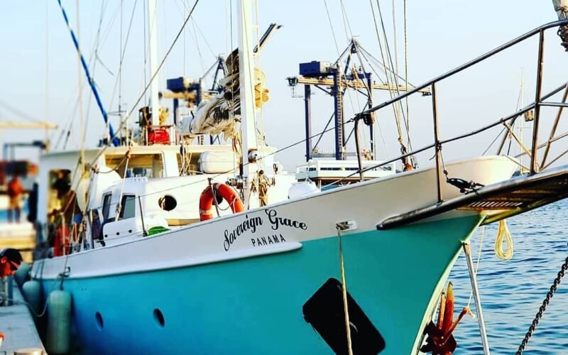 sailboat-Sovereign-grace-11