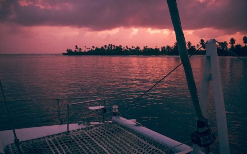 sailboat-catamaran-sangria-17