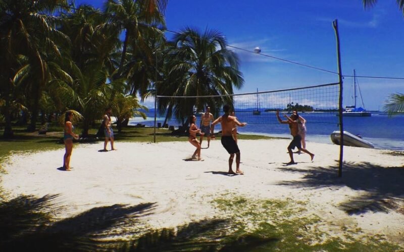 sailboat-catamaran-sangria-22