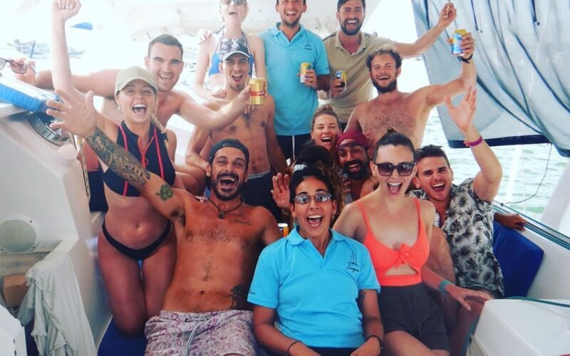 sailboat-catamaran-sangria-24