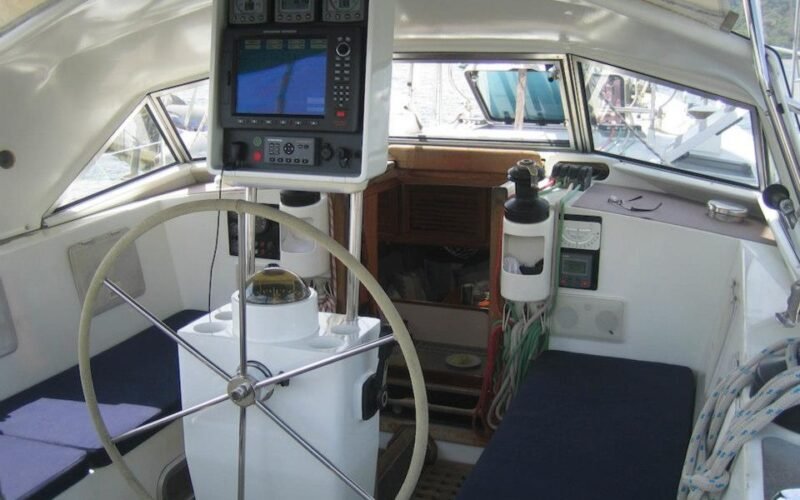 sailboat-mintaka-1 sailboat-mintaka-1