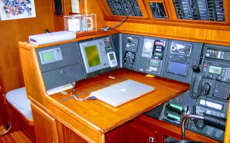 sailboat-mintaka-8 sailboat-mintaka-8